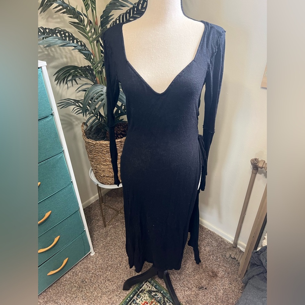 Free People Black Ribbed Midi Tunic with Side Slit and Tie Detail (M)